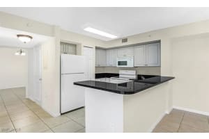 1210 Wildwood Lakes Blvd 106, Naples 1210 Wildwood Lakes Blvd 106, Naples