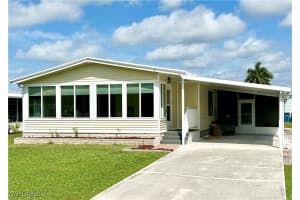 26287 Queen Mary Ln, Bonita Springs