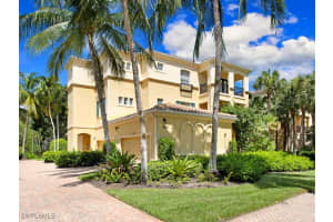 2847 Tiburon Blvd E 8-101, Naples