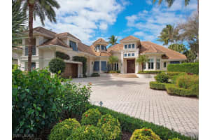 3123 Dahlia Way, Naples