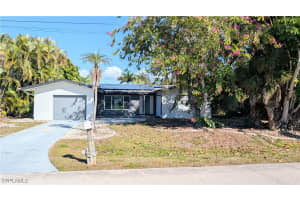5279 Stratford Ct, Cape Coral