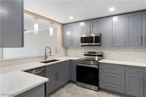 776 Landover Cir 101, Naples