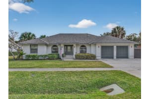 2264 Outrigger Ln, Naples