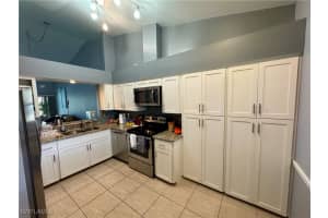 501 Lake Louise Cir 203, Naples