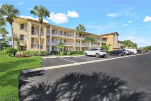 7360 Glenmoor Ln 4301, Naples 7360 Glenmoor Ln 4301, Naples