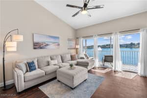 541 Windsor Sq, Naples 541 Windsor Sq, Naples