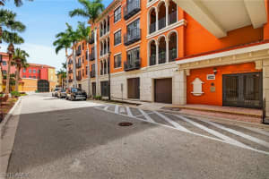 8010 Via Sardinia Way 4123, Estero