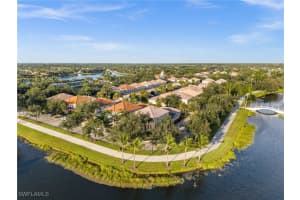 6072 Towncenter Cir, Naples