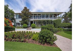 613 14th Ave, Naples