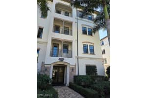 16370 Viansa Way 6, Naples