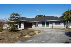 227 Se 45th Ter, Cape Coral