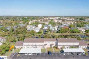 6119 Lake Front Dr, Fort Myers