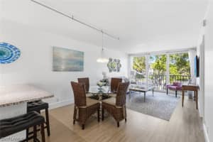 416 Broad Ave S H416, Naples 416 Broad Ave S H416, Naples