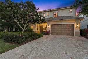 2867 Coco Lakes Dr, Naples