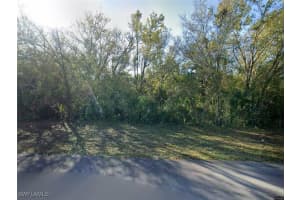 3863 Highlight St, Fort Myers