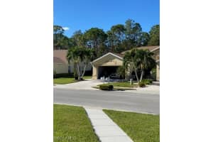 5301 Whitten Dr 81, Naples