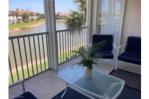 3017 Driftwood Way 3004, Naples