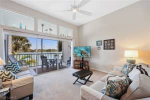 2541 Citrus Lake Dr A-205, Naples