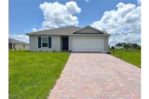 9018 S Castle Cir, Labelle