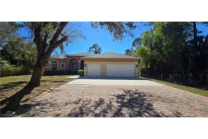 1440 16th Ave Ne, Naples