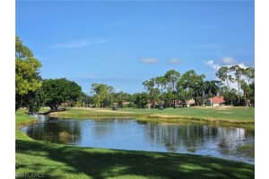 575 Augusta Blvd 8, Naples