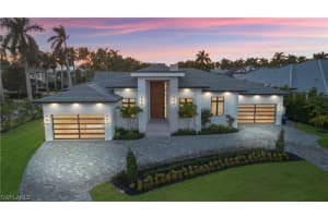 2485 Crayton Rd, Naples