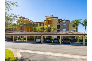 9719 Acqua Ct 218, Naples