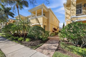 7873 Veronawalk Blvd, Naples