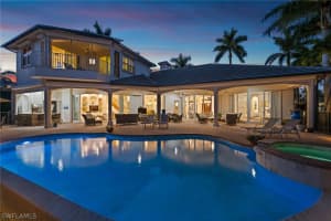 8812 Muirfield Dr, Naples