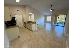 2070 Arbour Walk Cir 3224, Naples 2070 Arbour Walk Cir 3224, Naples