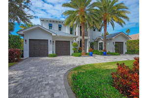 679 Rudder Rd, Naples 679 Rudder Rd, Naples