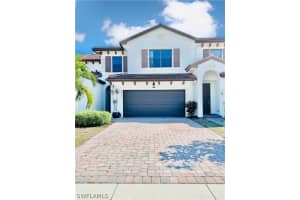 7841 Bristol Cir, Naples