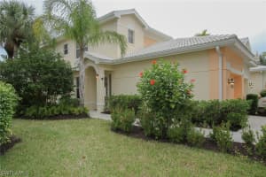 4615 Hawks Nest Dr B-201, Naples