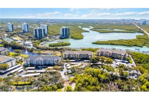 320 Horse Creek Dr 308, Naples 320 Horse Creek Dr 308, Naples