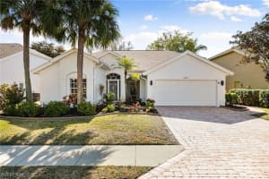 7867 Gardner Dr, Naples