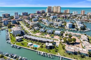 881 Panama Ct 202, Marco Island