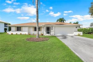 27150 Esther Dr, Bonita Springs