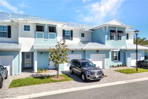 26331 Coco Cay Cir 203, Bonita Springs