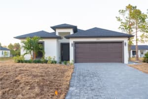 3010 35th St Sw, Lehigh Acres