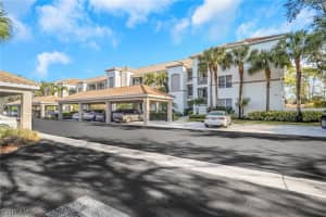 8241 Parkstone Pl 106, Naples