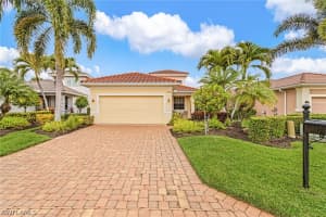 9400 La Bianco St, Estero