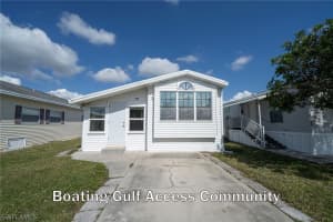 4540 Robert E Lee Blvd E, Estero