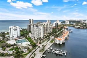 4451 Gulf Shore Blvd N 501, Naples
