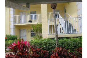 2644 Kings Lake Blvd 6-103, Naples