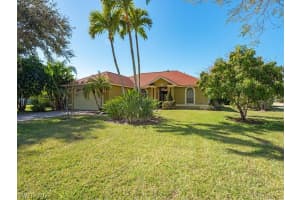 6827 Darby Ct, Naples