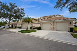 6265 Wilshire Pines Cir 1103, Naples