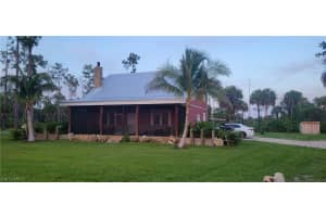 3909 14th Ave Se, Naples