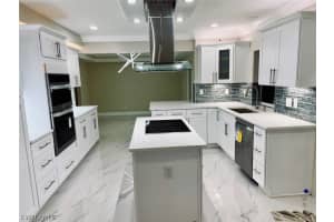 1927 Sw 31st Ter, Cape Coral