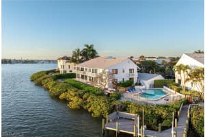 1302 Chesapeake Ave A3, Naples