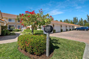 2360 Hidden Lake Ct 8410, Naples
